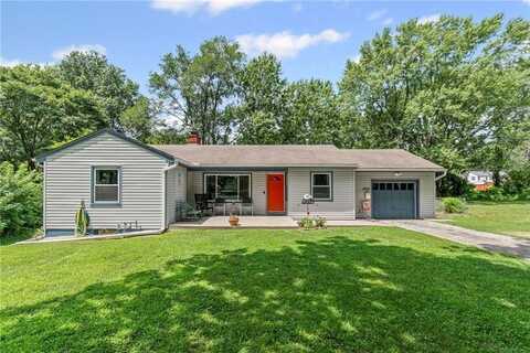 4506 Westridge Road, Kansas City, MO 64133