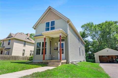 676 Rivoli Street, Saint Paul, MN 55130