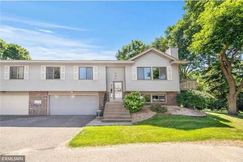911 Lawnview Avenue, Shoreview, MN 55126