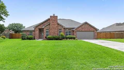 180 Castlewood Dr, Seguin, TX 78155