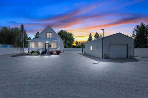 620 Highway 20 Hwy, Newport, WA 99156