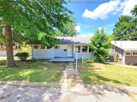2314 Oakdale Avenue, South Charleston, WV 25303