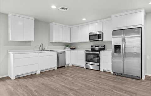 327 Hiracheta Drive, New Home, TX 79381