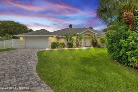 275 Camino Place, Melbourne Beach, FL 32951
