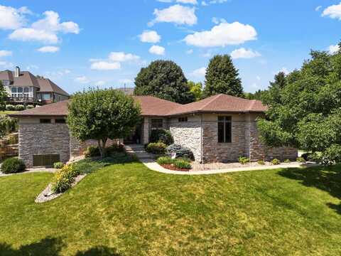 1612 Savannah Way, Waunakee, WI 53597