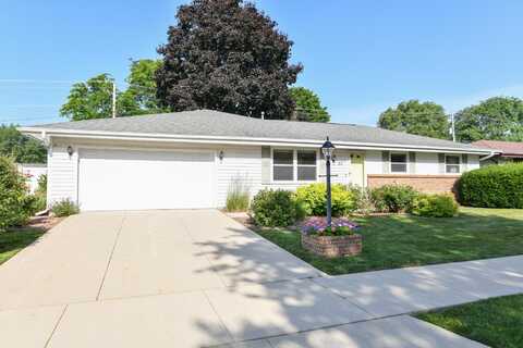 44 S Sumac Drive, Janesville, WI 53545