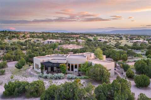 10 Rain Dance Court, Santa Fe, NM 87506