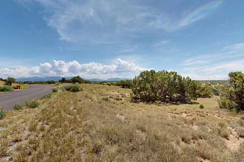 40 Calle Ventoso W, Santa Fe, NM 87506