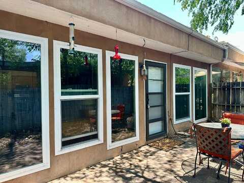 232 Irvine Street, Santa Fe, NM 87501