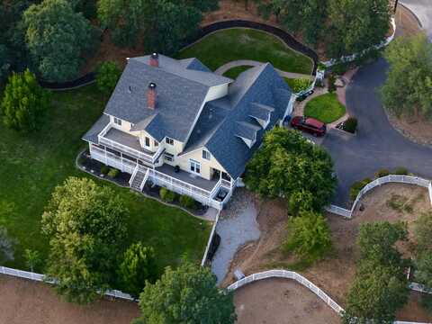 13100 Padani Drive, Redding, CA 96003