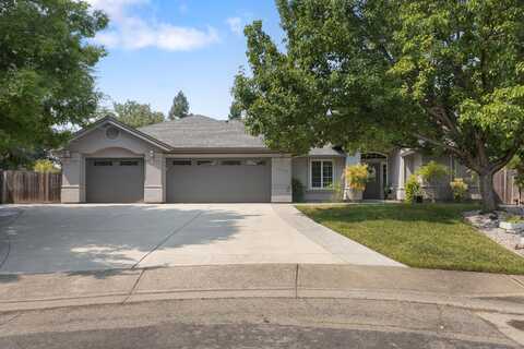 1000 Greenbriar Court, Redding, CA 96003