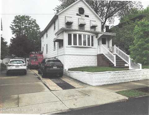 233 Fisher Avenue, Staten Island, NY 10307