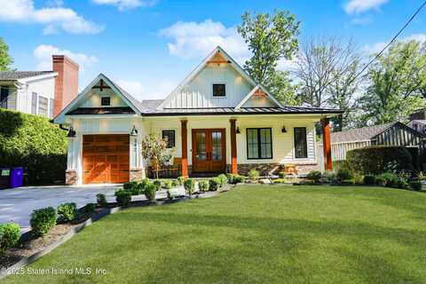 342 Edinboro Road, Staten Island, NY 10306