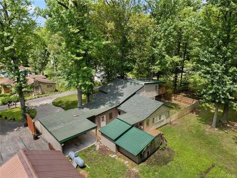 718 Meyers Grove Circle, Clarksville, IN 47129