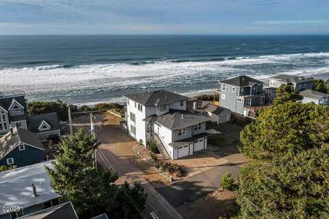 813 SW 9th Street, Lincoln City, OR 97367
