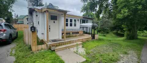 33 Dexter Street, Gouverneur, NY 13642