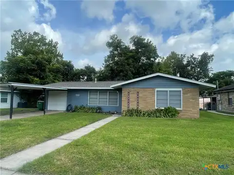 910 Fern Lane, Victoria, TX 77904