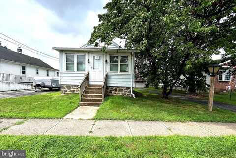 320 PRINTZ AVE, ESSINGTON, PA 19029