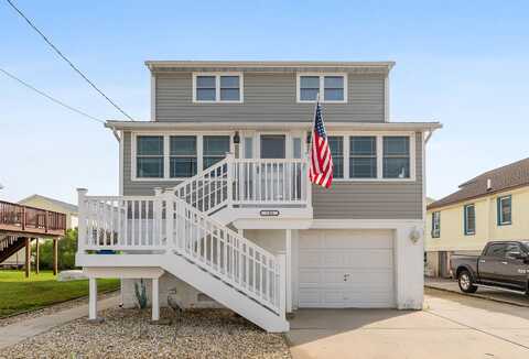 735 W Maple Avenue, West Wildwood, NJ 08260