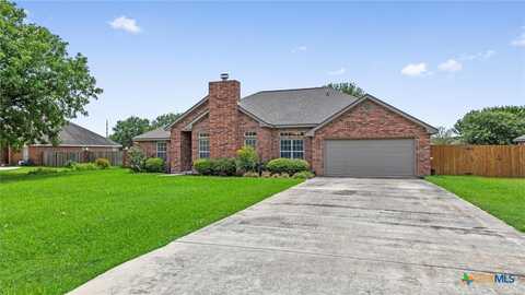 180 Castlewood Drive, Seguin, TX 78155