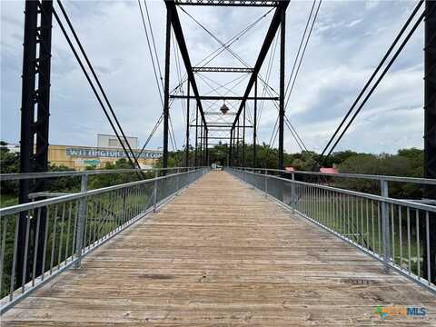 737 Milestone Park, New Braunfels, TX 78130