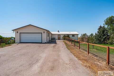 1235 W Hwy 26, Moreland, ID 83221