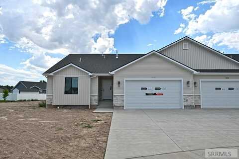 3418 Schneider Dr, Idaho Falls, ID 83401