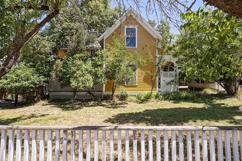 220 8th Street, Jacksonville, OR 97530