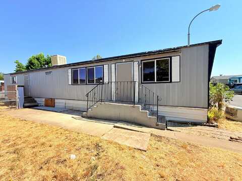 2622 Falcon Street, White City, OR 97503