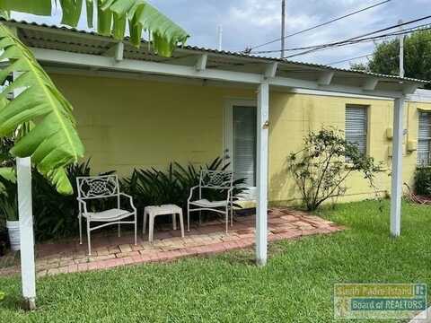 202 Yturria St., Port Isabel, TX 78578