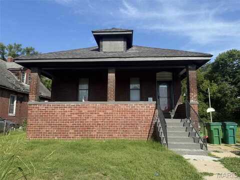 711 N 33rd Street, East Saint Louis, IL 62205
