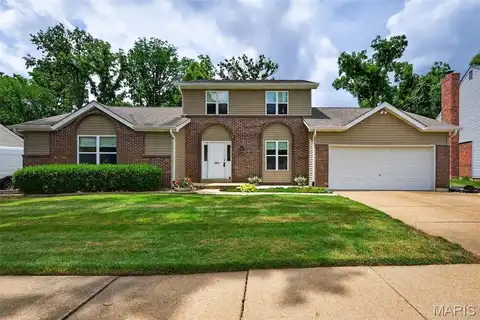 2011 Honey Ridge Court, Chesterfield, MO 63017
