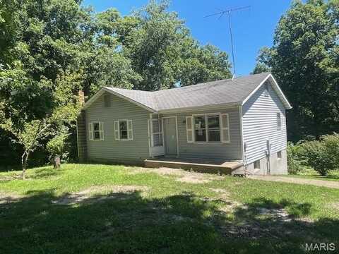 19284 Old Five Road, Versailles, MO 65084