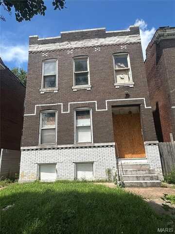 3715 Pennsylvania Avenue, Saint Louis, MO 63118