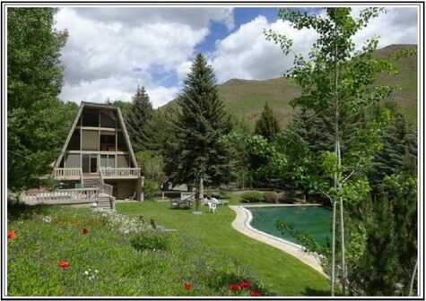 204 Bitterroot Dr, Sun Valley, ID 83353
