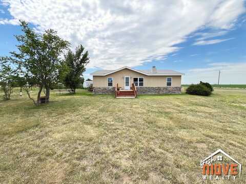 990 Maize Court, Garden City, KS 67846