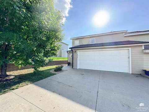605 Harland Drive, Manhattan, KS 66503