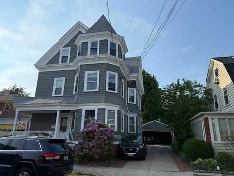 10 Adelphi Avenue, Providence, RI 02906