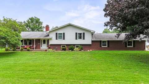 25 Harclay Ct, Ashland, OH 44805