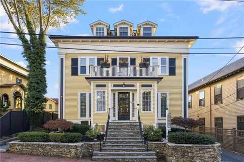 75 Pelham Street, Newport, RI 02840