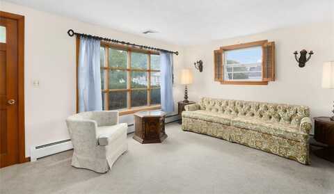 52 Lanesboro Street, Pawtucket, RI 02861