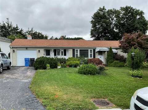 19 Leawood Drive, Cranston, RI 02920