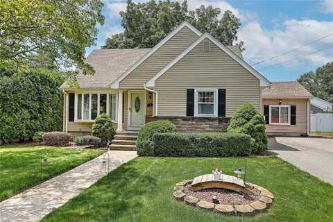 5 HIGH Street, Warwick, RI 02886