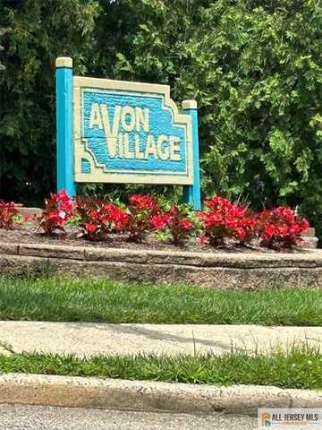 8 Avon Drive, East Windsor, NJ 08520