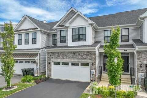 25 Wisteria Court, Monroe, NJ 08831