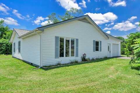 31 Butternut Dr, Woodlawn, VA 24381