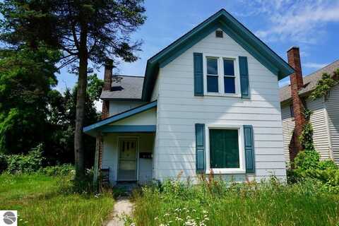 204 S Division Street, Traverse City, MI 49684