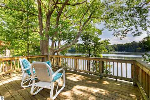 6140 SW Ginafred Shore Drive, Fife Lake, MI 49633