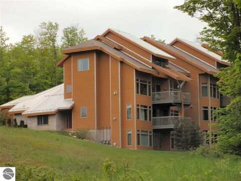 2280 Troon South, Bellaire, MI 49615
