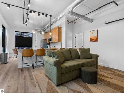 1825 E Eighth, Traverse City, MI 49686